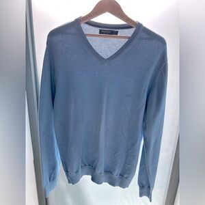 Nautica blue sweater V neck in large for men